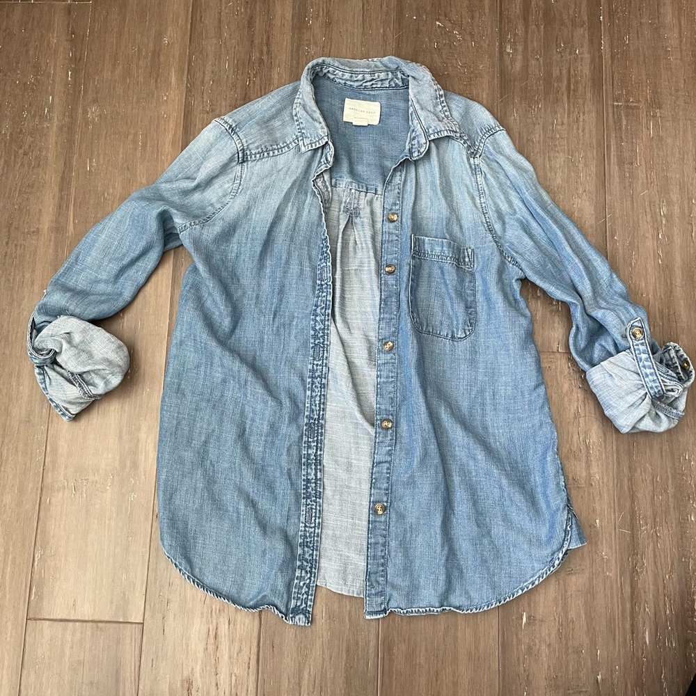 AE BLUE DENIM-LIKE LIGHTWEIGHT SHIRT XS